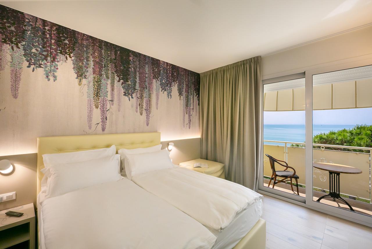 Hotel Le Lampare Caorle Exterior foto